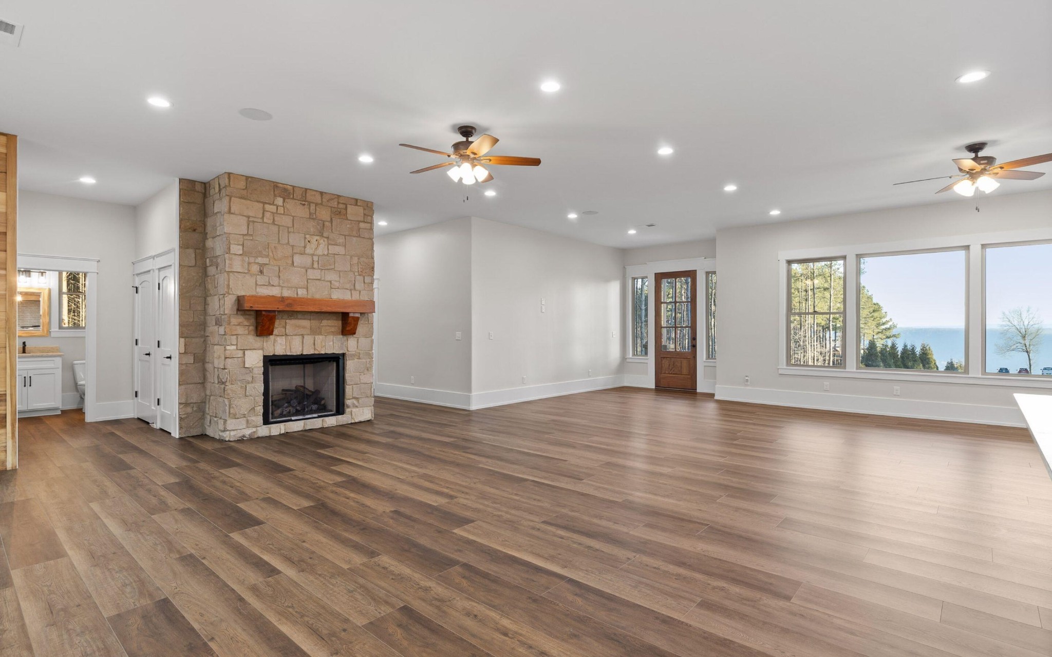 220 High Point Lane Jasper, TN 37347 - Photo 7 of 59