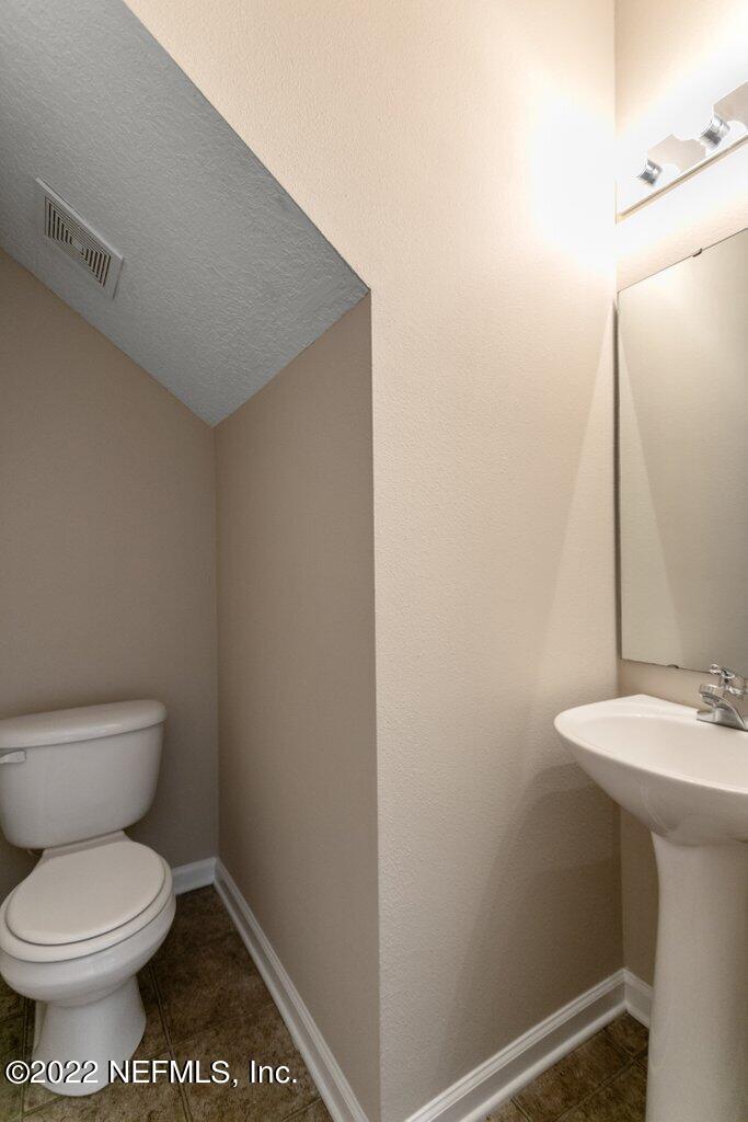 5260 Collins Road, Unit 902 Jacksonville, FL 32244 - Photo 10 of 28 5260 Collins Rd Unit 902 (4).jpg-SMALL