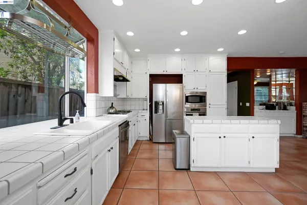 $675,000 | 2065 Seville Drive, Tracy, CA 95377