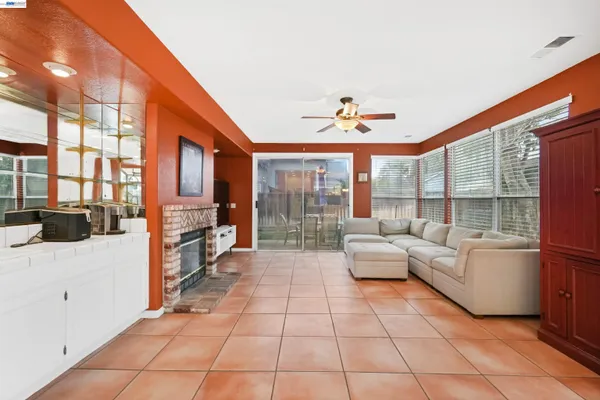 $675,000 | 2065 Seville Drive, Tracy, CA 95377