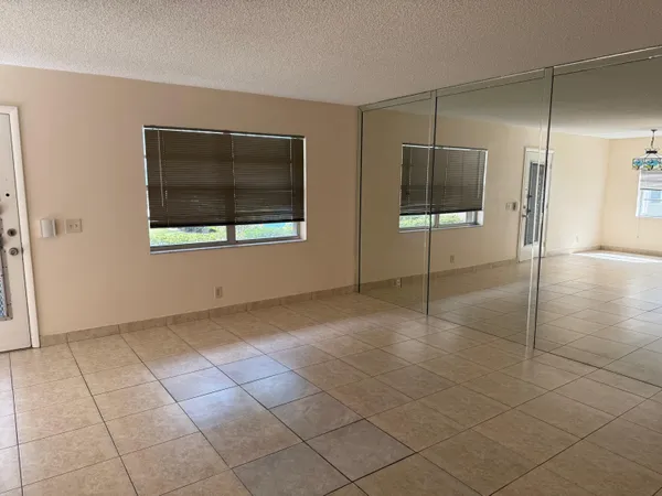 $1,500 | 390 Burgundy I, Delray Beach, FL 33484