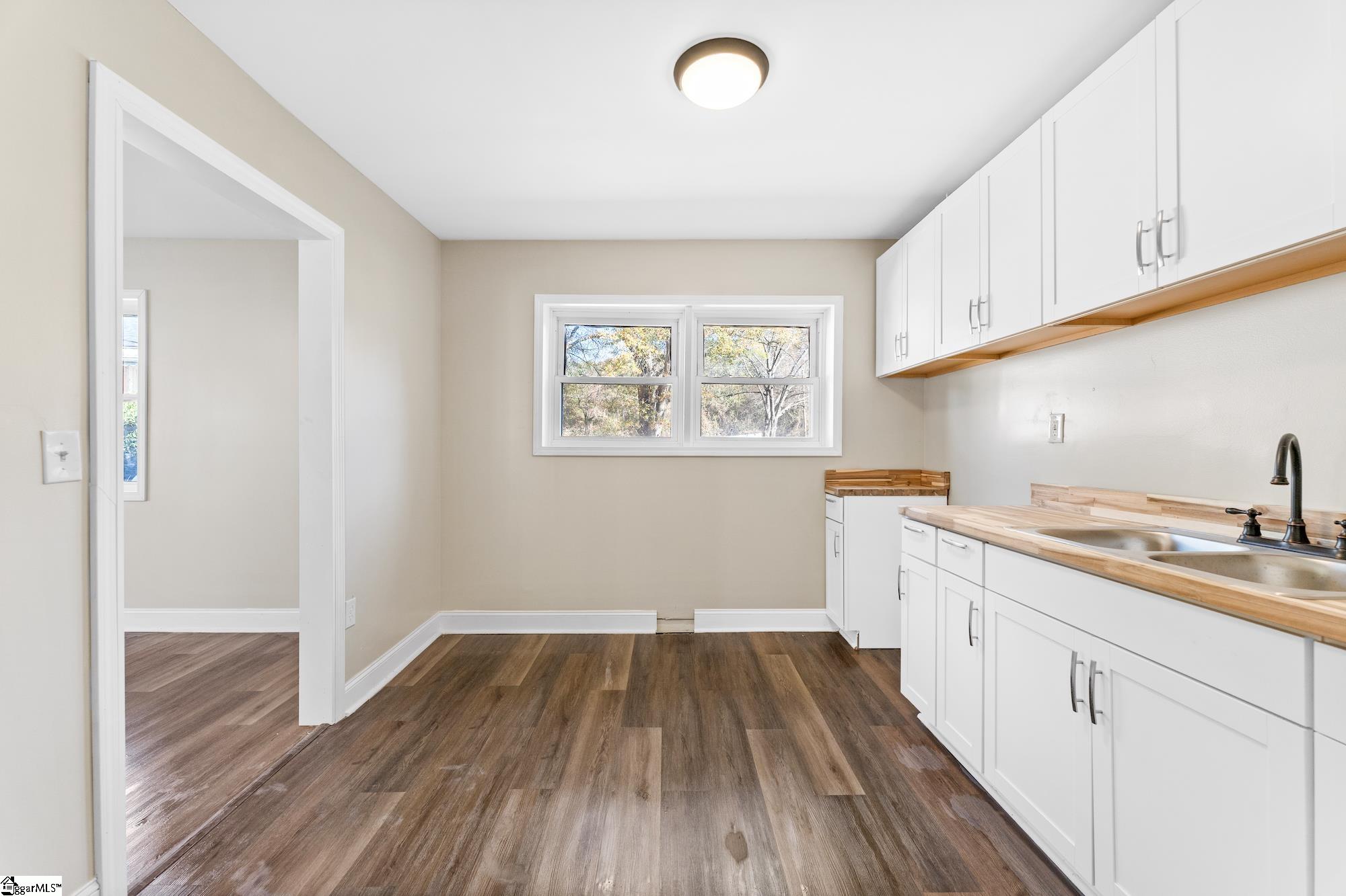 2821 Anderson Road Greenville, SC 29611 - Photo 11 of 22 Gallery Image 11