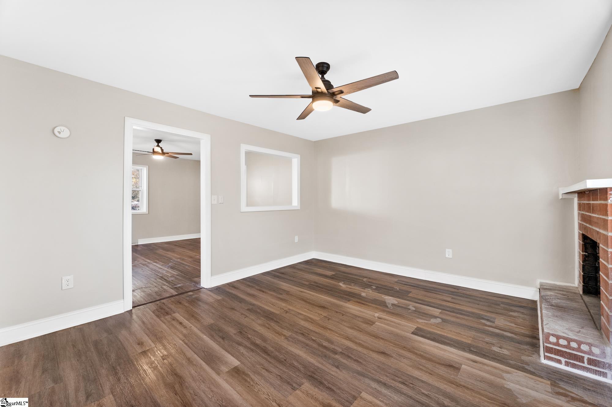 2821 Anderson Road Greenville, SC 29611 - Photo 9 of 22 Gallery Image 9