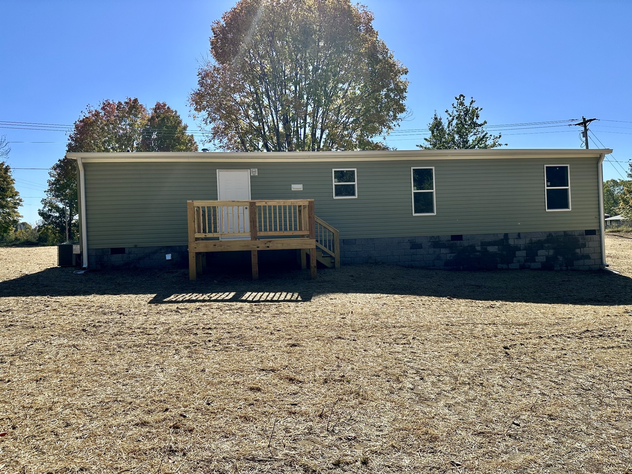 1739 Fairfield Road Westmoreland, TN 37186 - Photo 12 of 28 a view of a house with a yard