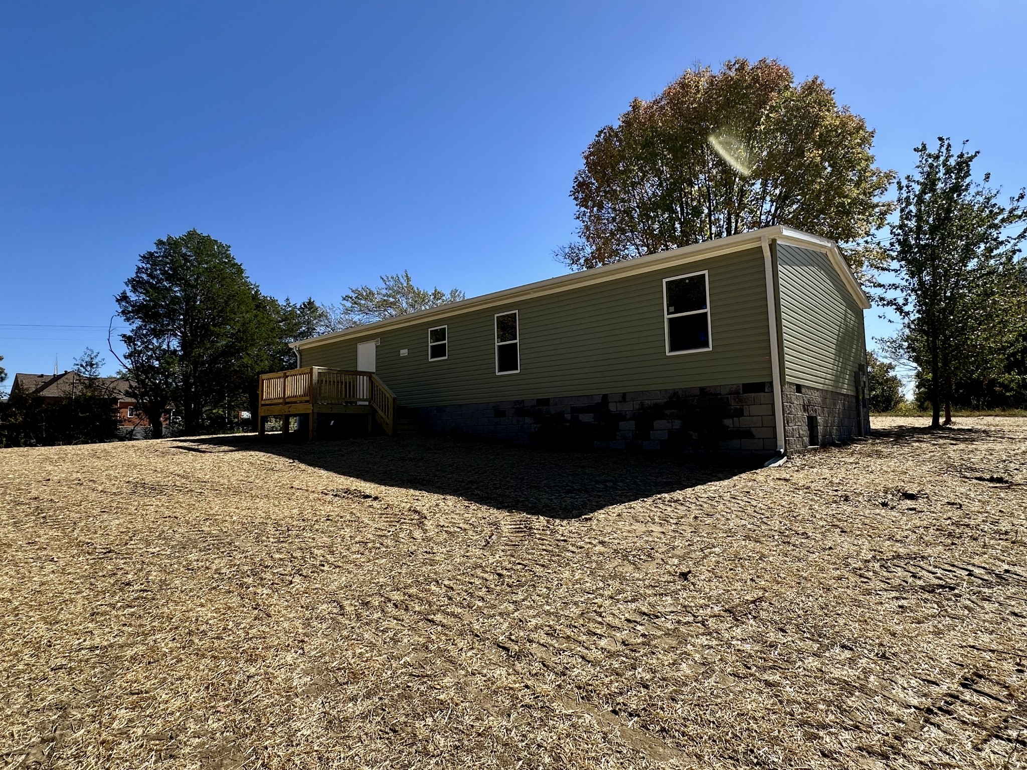 1739 Fairfield Road Westmoreland, TN 37186 - Photo 10 of 28 a front view of a house with a yard