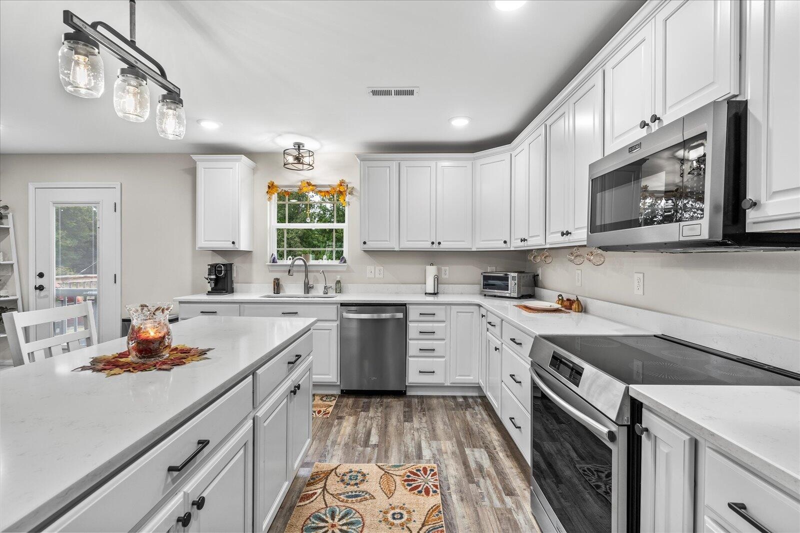 143 Hunters Way Benton, TN 37307 - Photo 5 of 29 Gallery Image 5