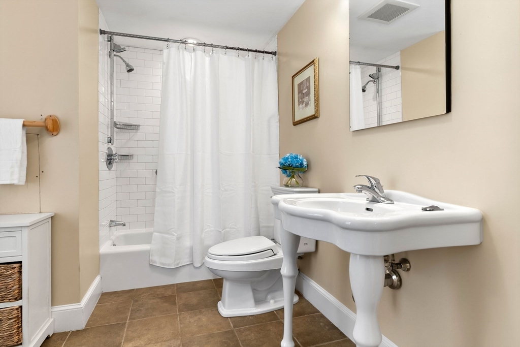 135 Linebrook Road Ipswich, MA 01938 - Photo 31 of 42 Gallery Image 31