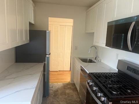 101 North Middletown Road, Unit B Pearl River, NY 10965 - Photo 4 of 15