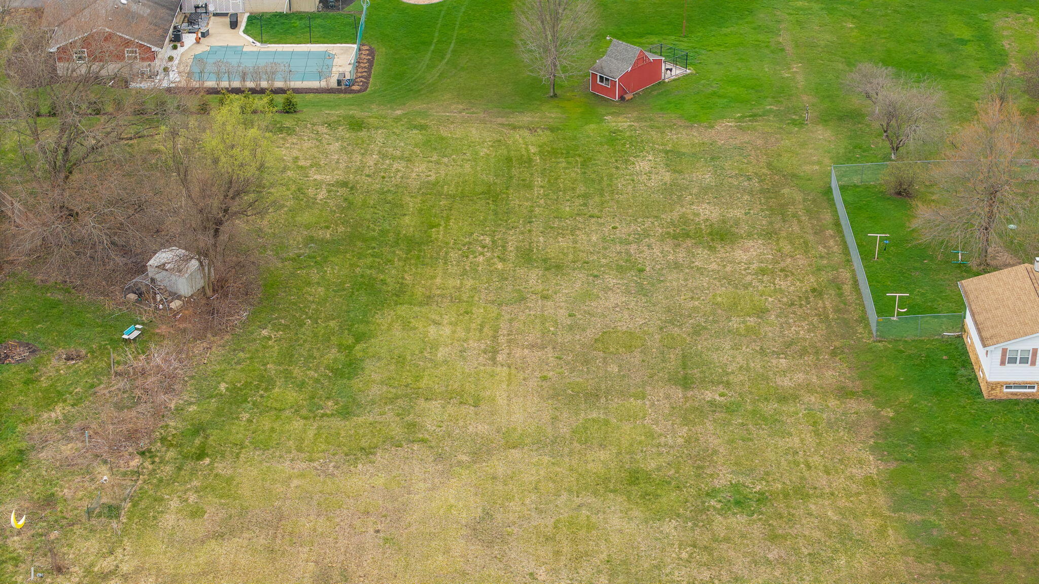 706 Meridian Road Valparaiso, IN 46383 - Photo 9 of 10 2048x1152