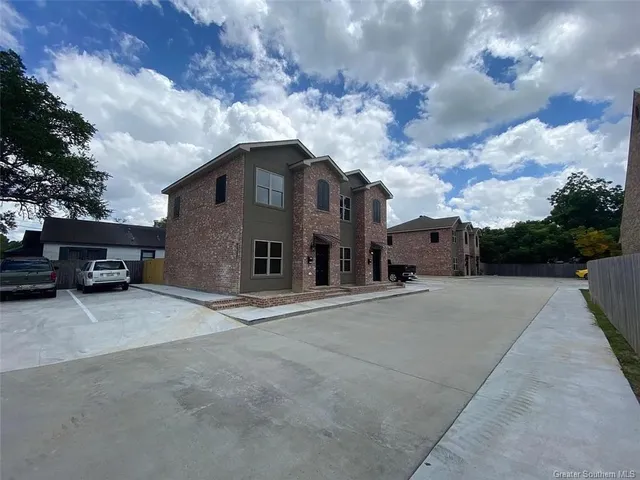 $1,162,000 | 2703A Enterprise Boulevard, Unit A B C D E F G, Lake Charles, LA 70601