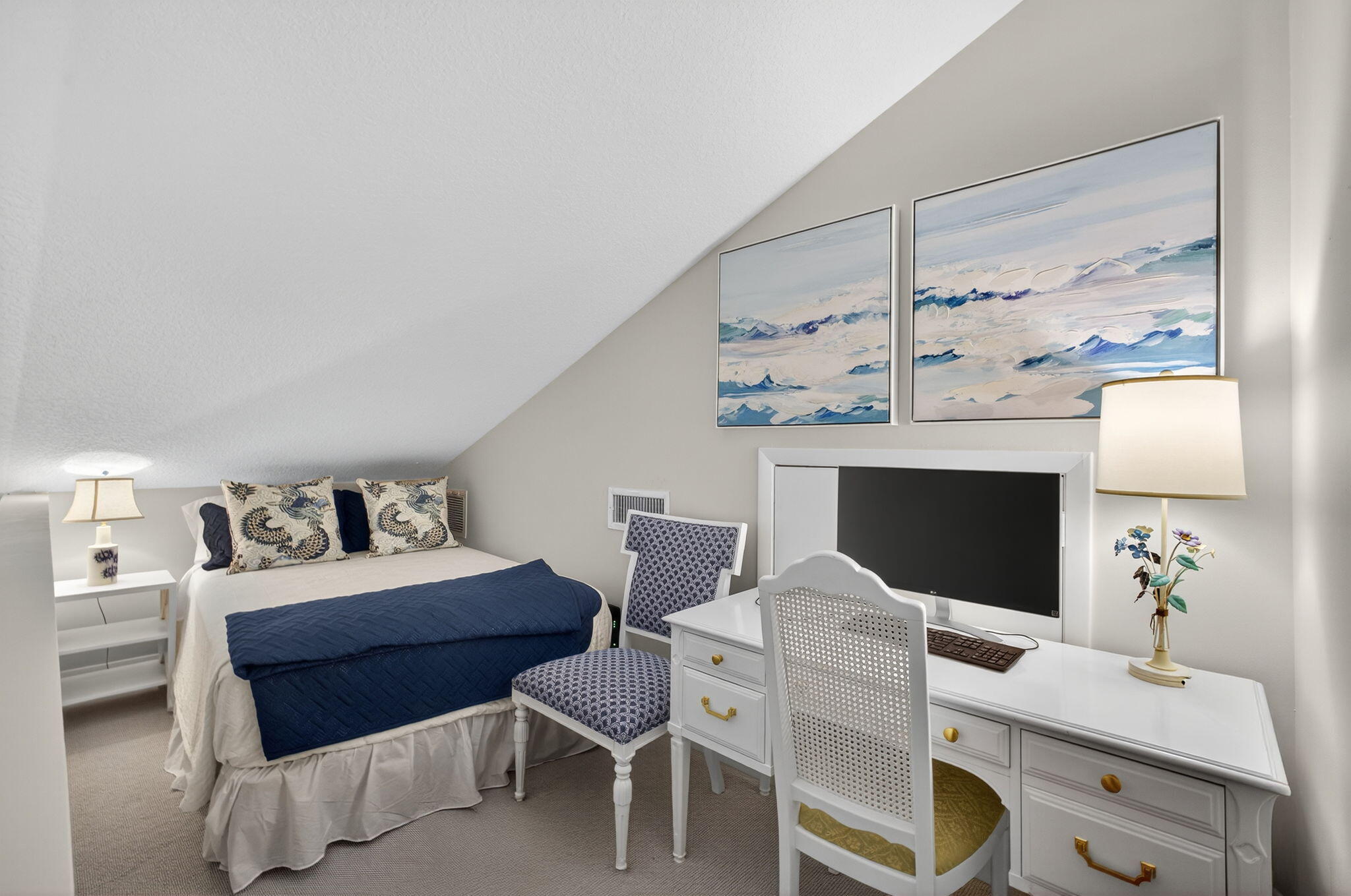 156 Ocean Pines Terrace Jupiter, FL 33477 - Photo 27 of 41 a bedroom with a bed and a table chair