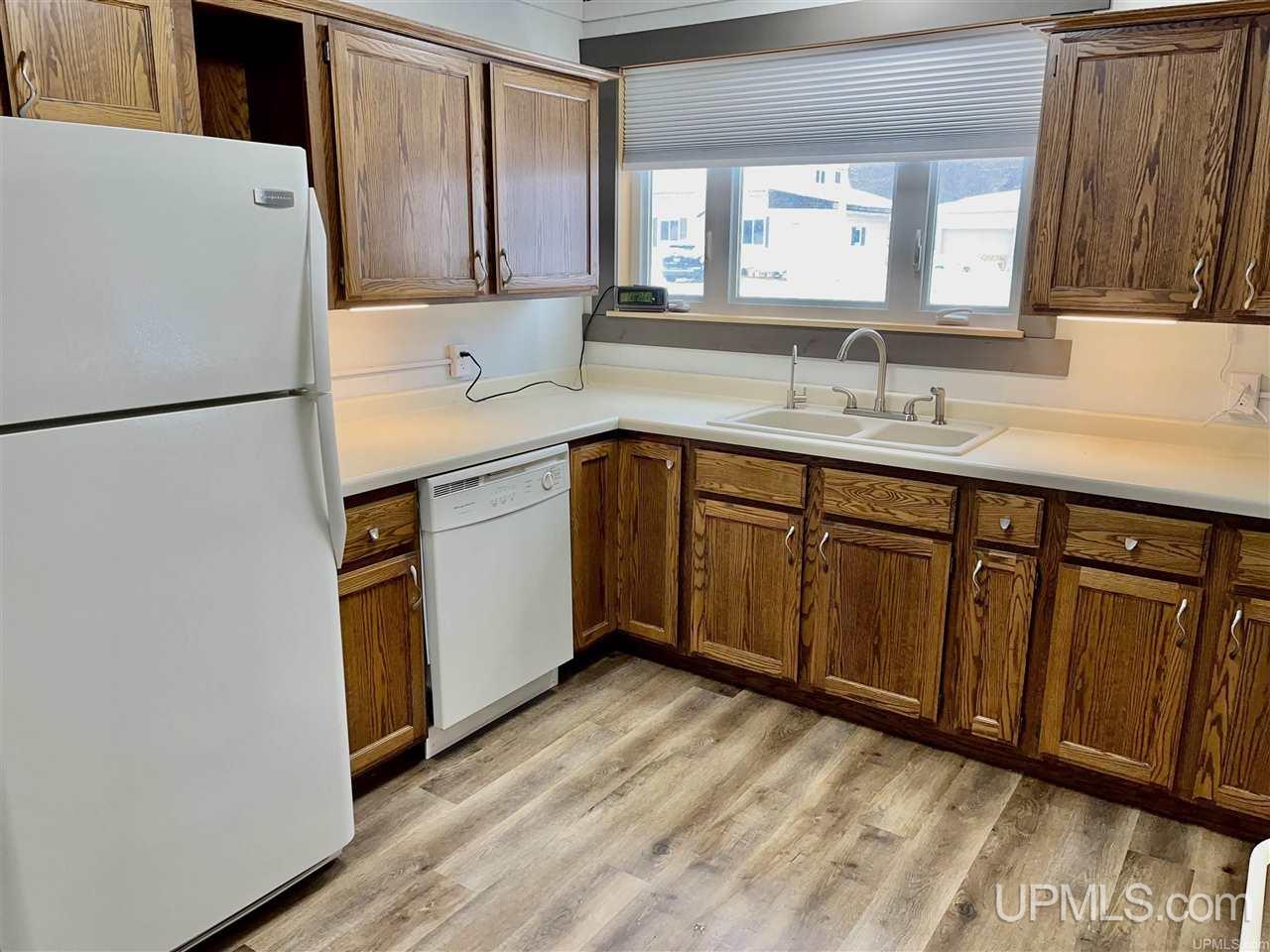 E5086 Sunset Road Ironwood, MI 49938 - Photo 7 of 34