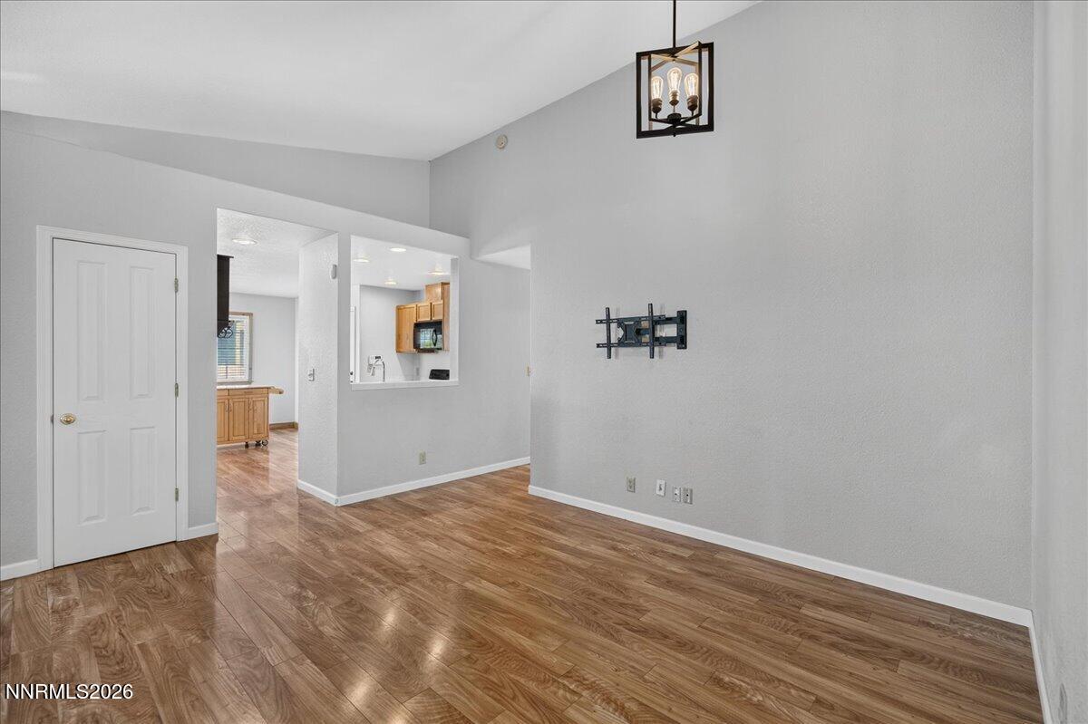 2975 Bryan Street Reno, NV 89503 - Photo 8 of 45 08-DSC_7561