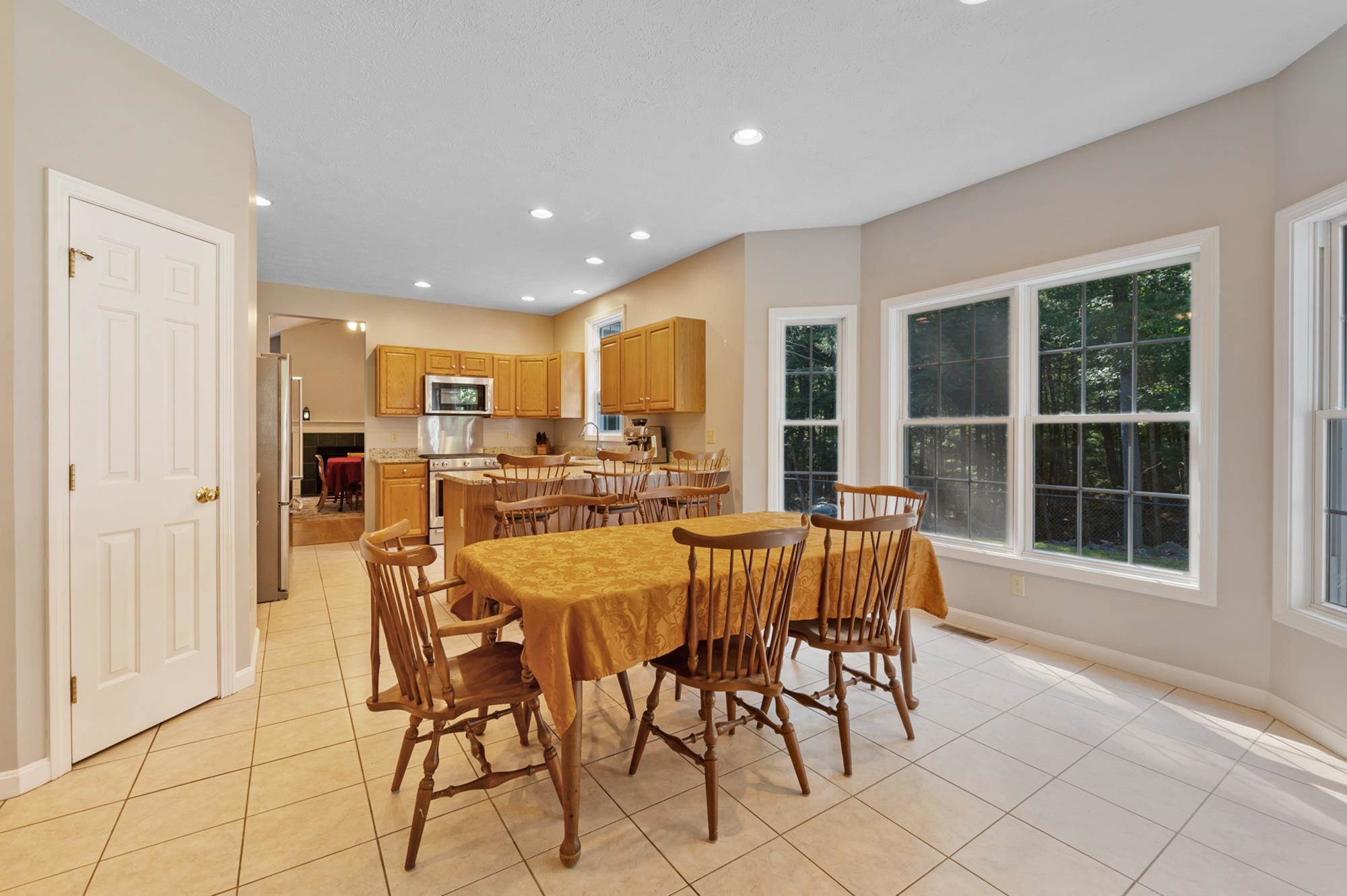 42 Twin Bridge Road Weare, NH 03281 - Photo 11 of 50