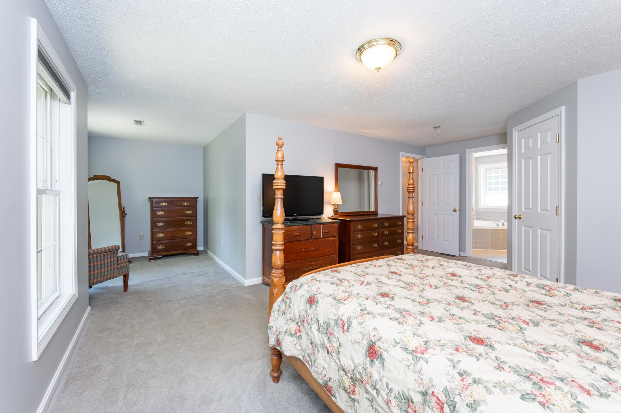 42 Twin Bridge Road Weare, NH 03281 - Photo 27 of 50