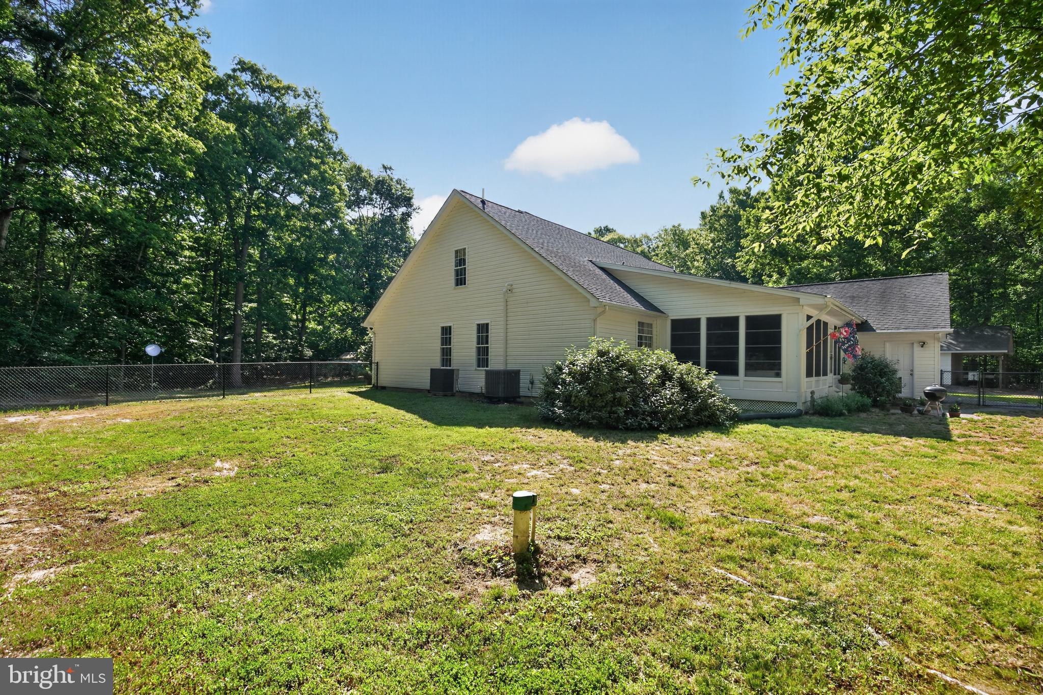 11645 Mt Victoria Road Newburg, MD 20664 - Photo 31 of 35