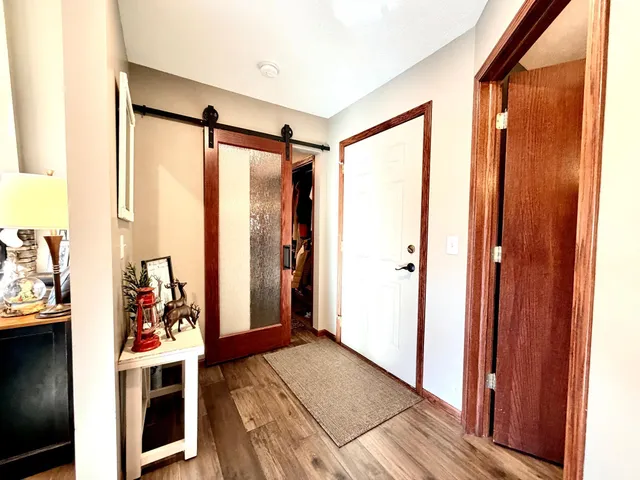 $575,000 | 1085 Briarwood Drive, Worthington, MN 56187