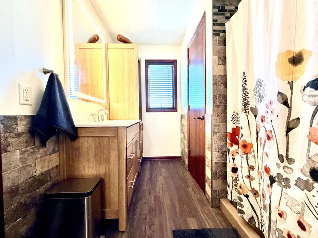 $575,000 | 1085 Briarwood Drive, Worthington, MN 56187