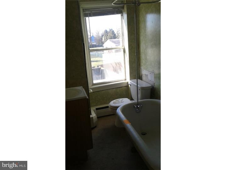 115-117 Fairview Road Woodlyn, PA 19094 - Photo 8 of 18 Unit #1
