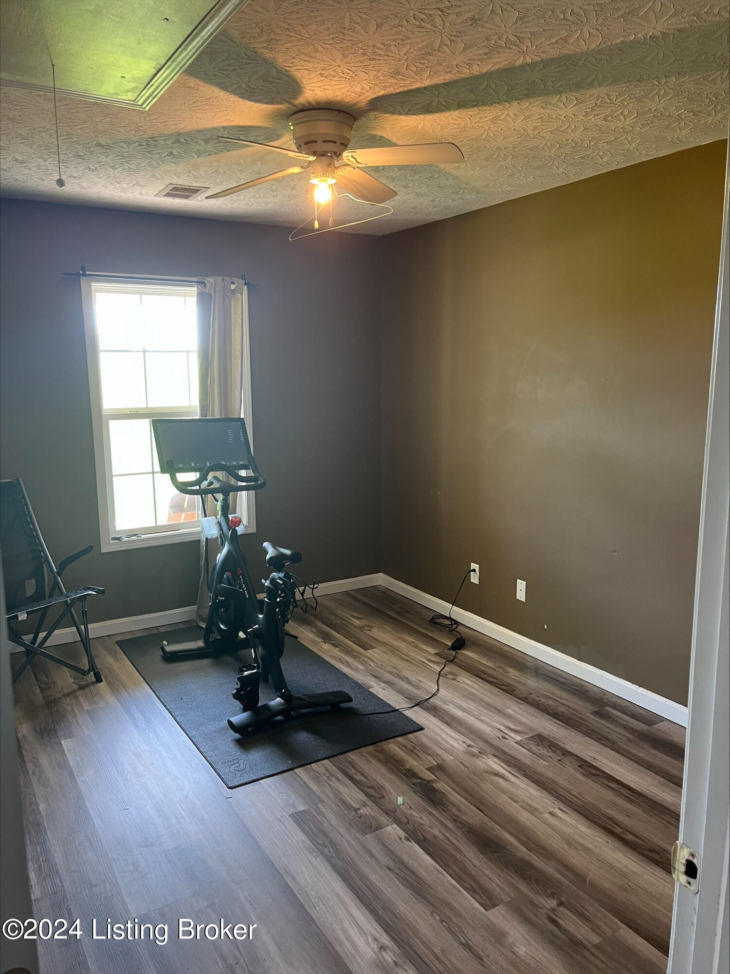 3011 Hawkins Road Sonora, KY 42776 - Photo 22 of 24 processed-294475E0-AA61-469D-9A0E-DADCF0