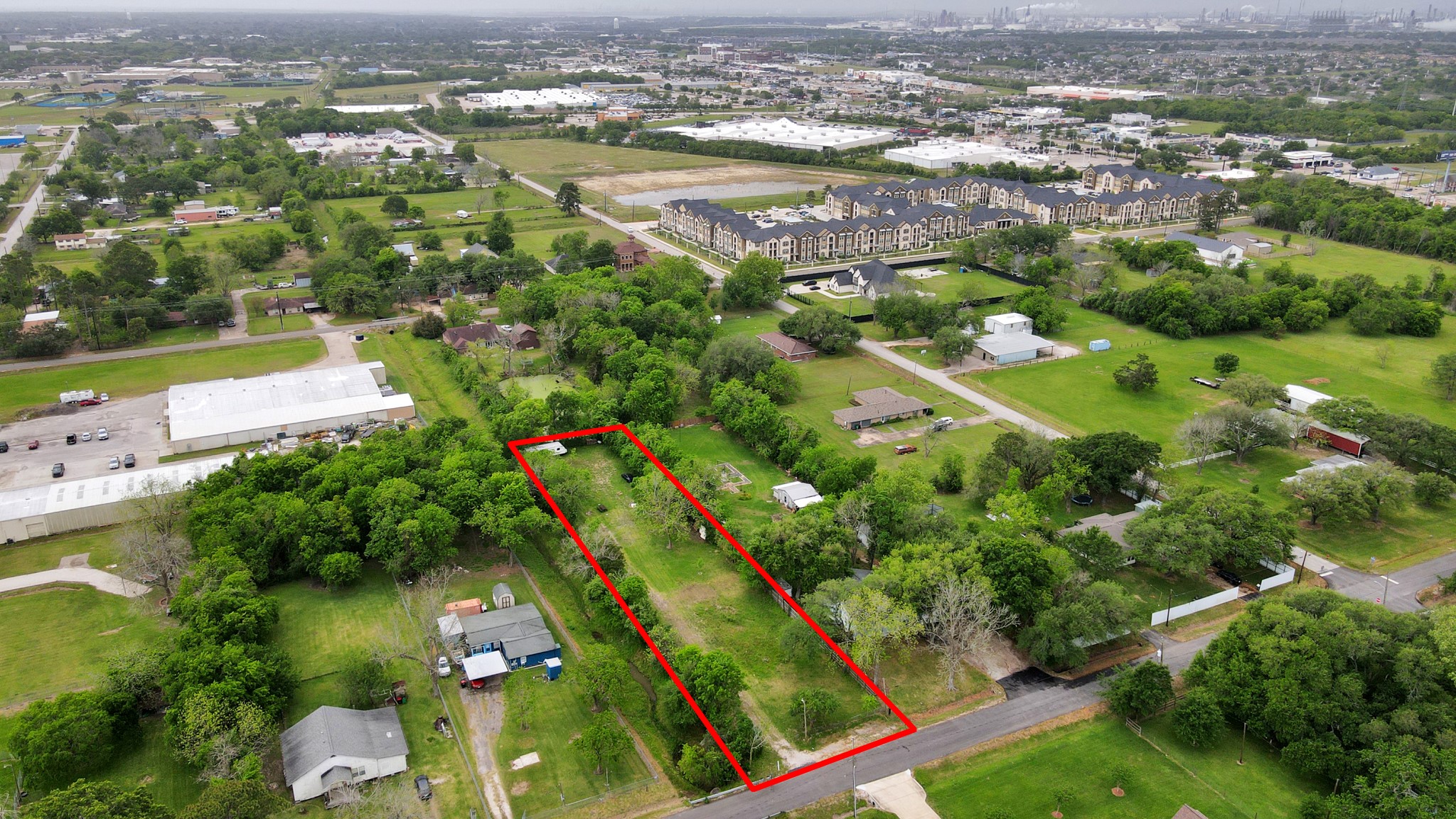 703 N Road Baytown, TX 77521 - Photo 18 of 34