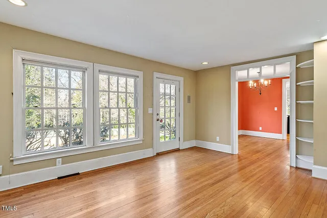 $1,395,000 | 806 East Franklin Street, Chapel Hill, NC 27514