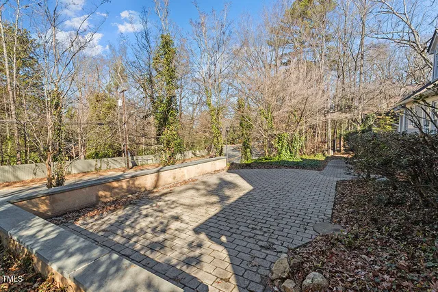 $1,395,000 | 806 East Franklin Street, Chapel Hill, NC 27514