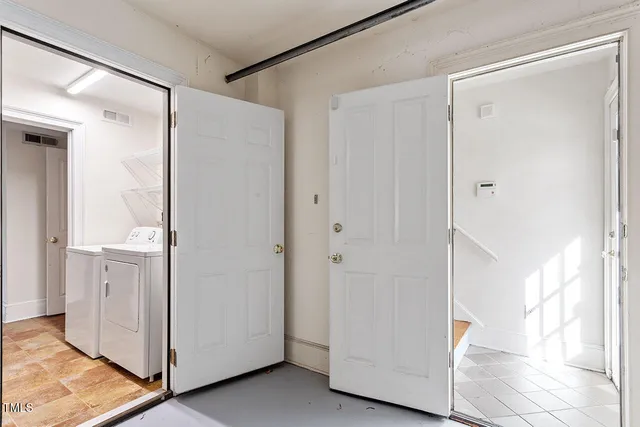 $1,395,000 | 806 East Franklin Street, Chapel Hill, NC 27514