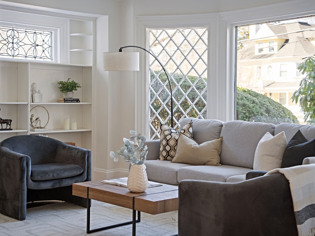 54 Temple Street Newton, MA 02465 - Photo 3 of 27