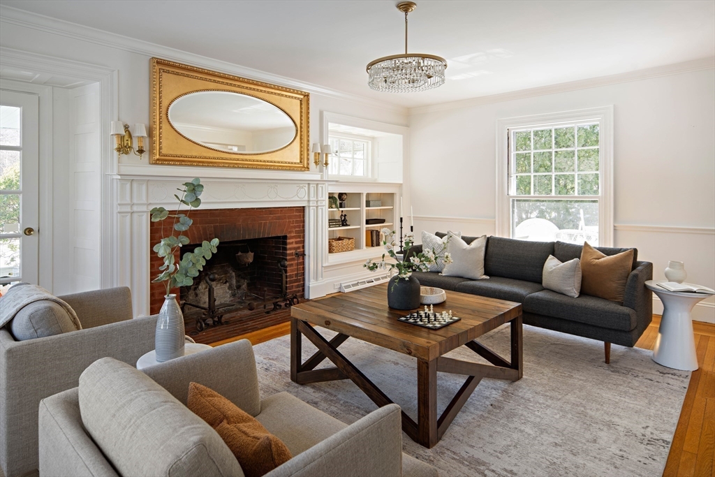 54 Temple Street Newton, MA 02465 - Photo 9 of 27