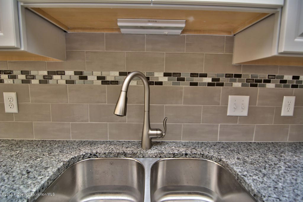 92 Wyndham Road Clarks Summit, PA 18411 - Photo 21 of 41 Gallery Image 21