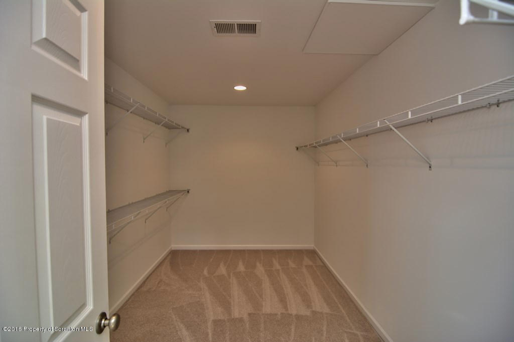 92 Wyndham Road Clarks Summit, PA 18411 - Photo 34 of 41 Gallery Image 34