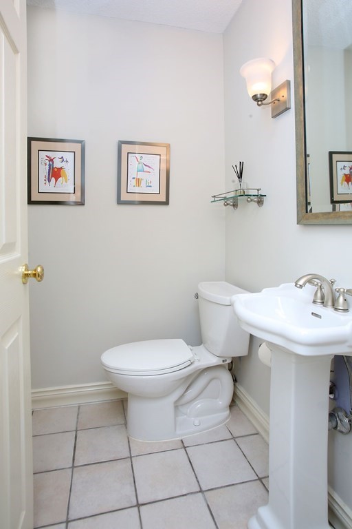 33 Pond Avenue, Unit 1208 Brookline, MA 02445 - Photo 10 of 26