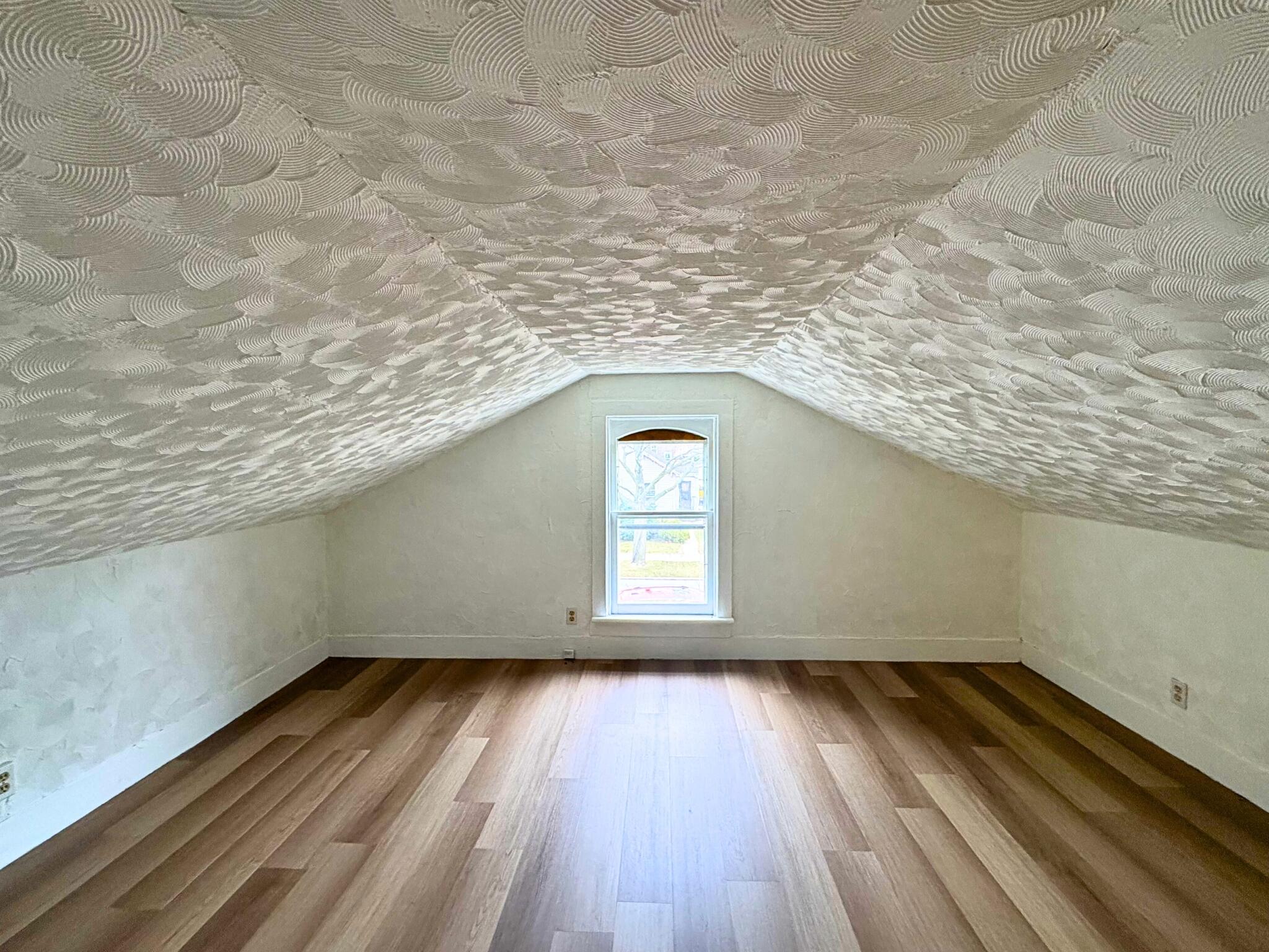 1316 Erie Street Racine, WI 53402 - Photo 15 of 20 Bedroom 2 (U)