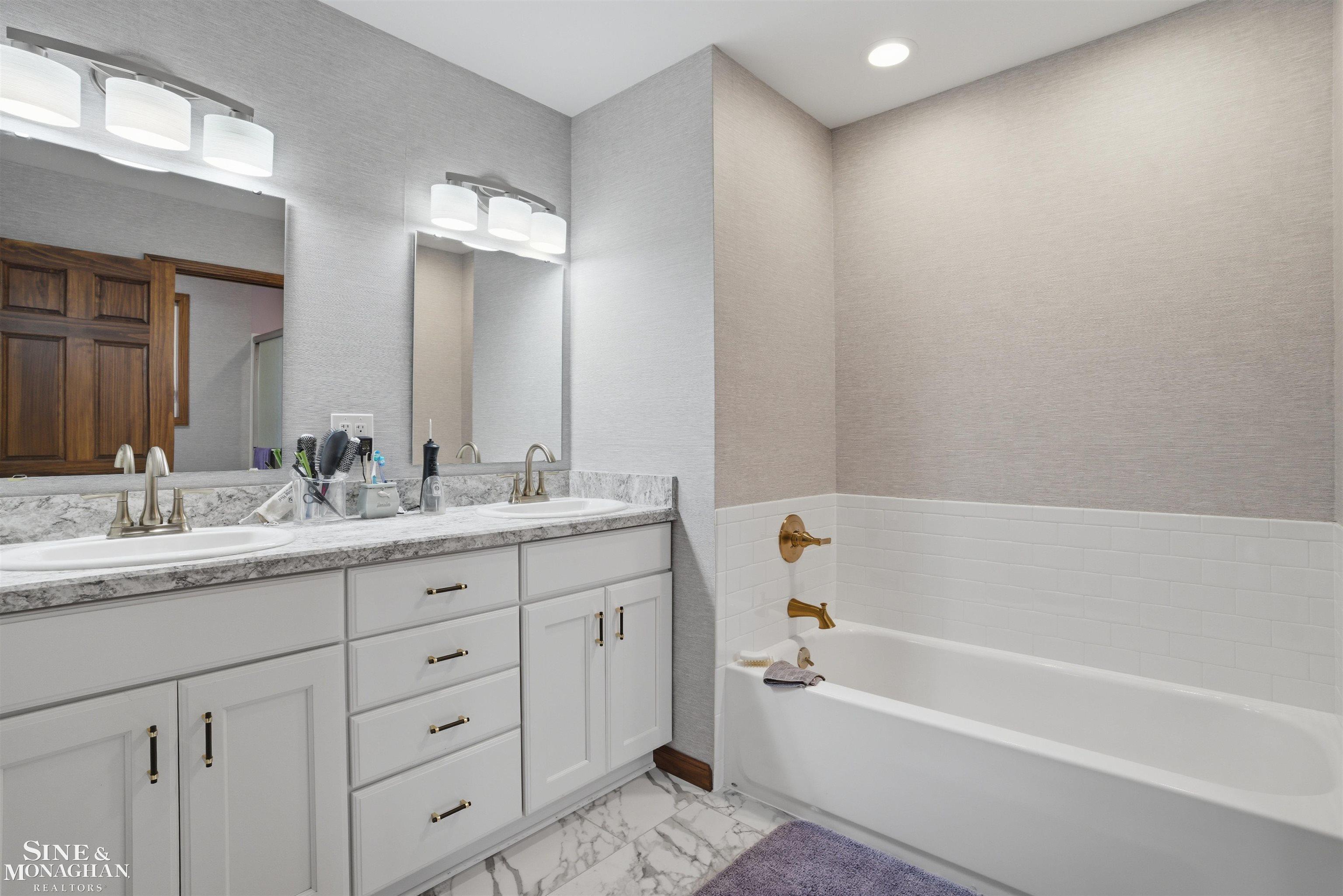 668 South Bartlett Road St. Clair, MI 48079 - Photo 28 of 53