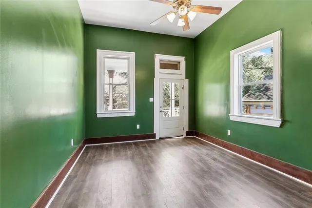 $1,200 | 2813 Banks Street, Unit 2B, New Orleans, LA 70119