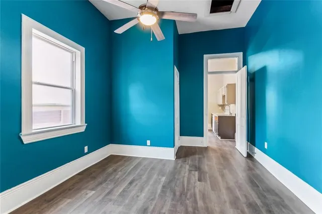 $1,200 | 2813 Banks Street, Unit 2B, New Orleans, LA 70119