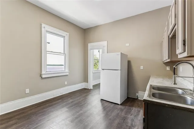 $1,200 | 2813 Banks Street, Unit 2B, New Orleans, LA 70119