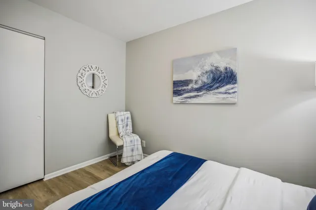 $2,350 | 2623 South Walter Reed Drive, Unit B, Arlington, VA 22206