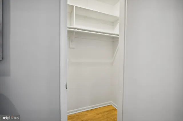 $2,350 | 2623 South Walter Reed Drive, Unit B, Arlington, VA 22206