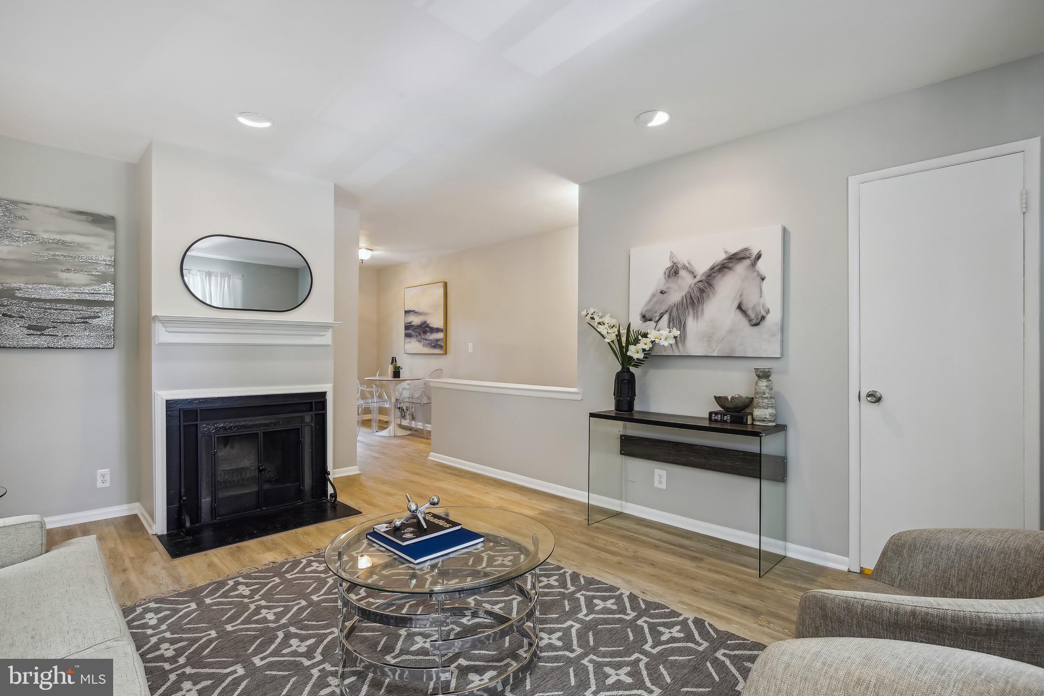 2623 South Walter Reed Drive, Unit B Arlington, VA 22206 - Photo 4 of 31