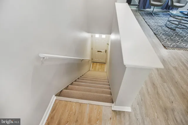 $2,350 | 2623 South Walter Reed Drive, Unit B, Arlington, VA 22206