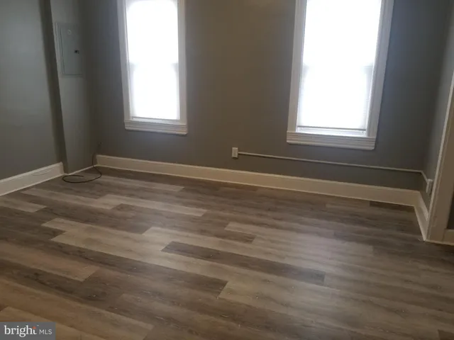 $850 | 329 North Burlington Street, Unit B, Gloucester City, NJ 08030