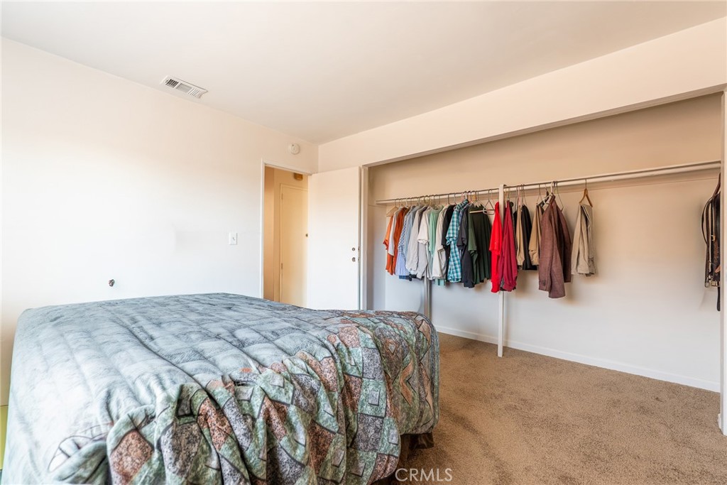 6732 San Joaquin Way Riverside, CA 92503 - Photo 8 of 25