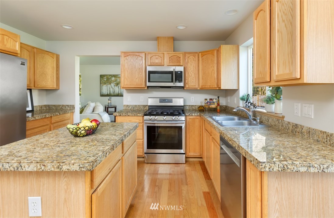 2500 Northeast Helm Street Bremerton, WA 98310 - Photo 7 of 18 Gallery Image 7