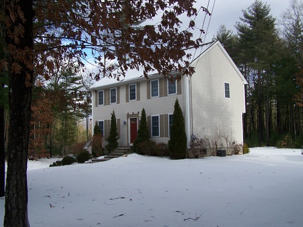 167 Root Road Westfield, MA 01085 - Photo 3 of 20 Gallery Image 3