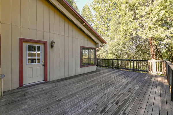 $380,880 | 17534 Humbug Creek Road, Glencoe, CA 95232