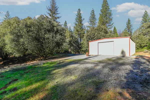 $380,880 | 17534 Humbug Creek Road, Glencoe, CA 95232