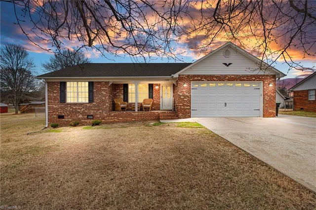 $305,000 | 155 Sundial Street, Lexington, NC 27295