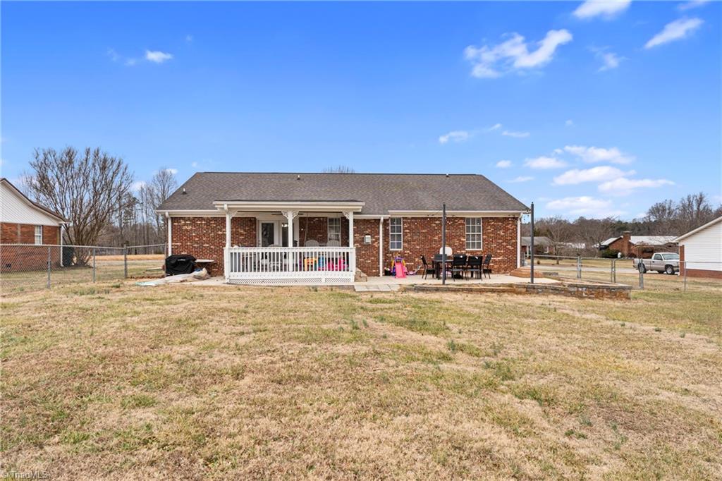 155 Sundial Street Lexington, NC 27295 - Photo 27 of 38